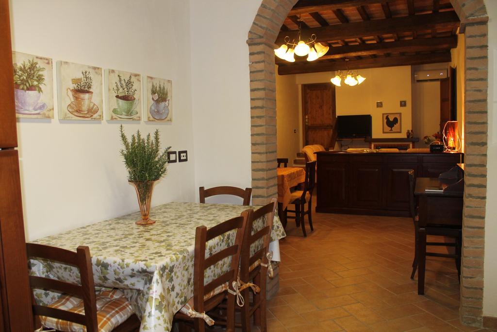 Agriturismo Cantagalli San Quirico dʼOrcia Exterior foto